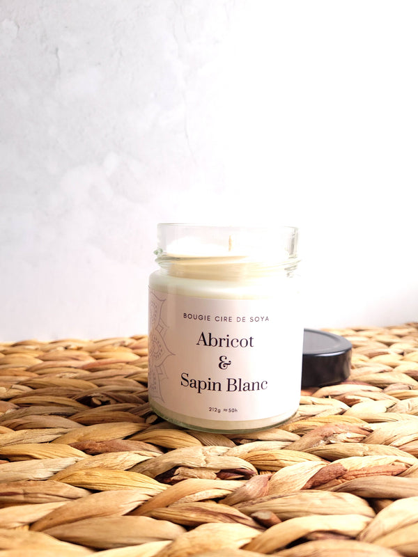 Apricot & White Fir Candle │ Efferv'essence