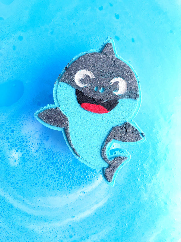 Shark effervescent bath bomb - Baby Shark