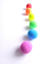 Set of 6 effervescent bath bombs - Proud of who I am!