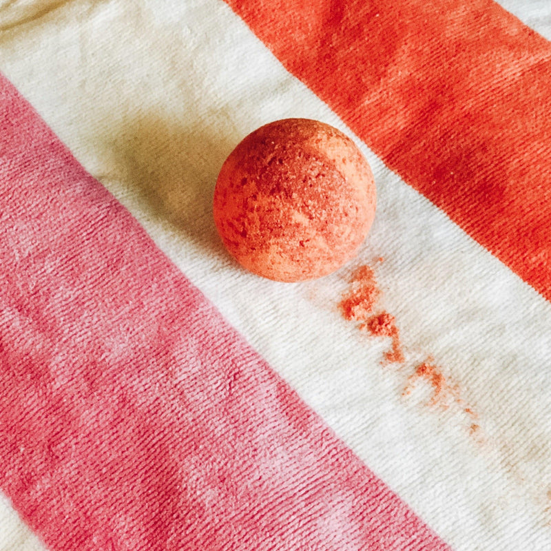 Blood Orange effervescent bath bomb - Efferv'essence