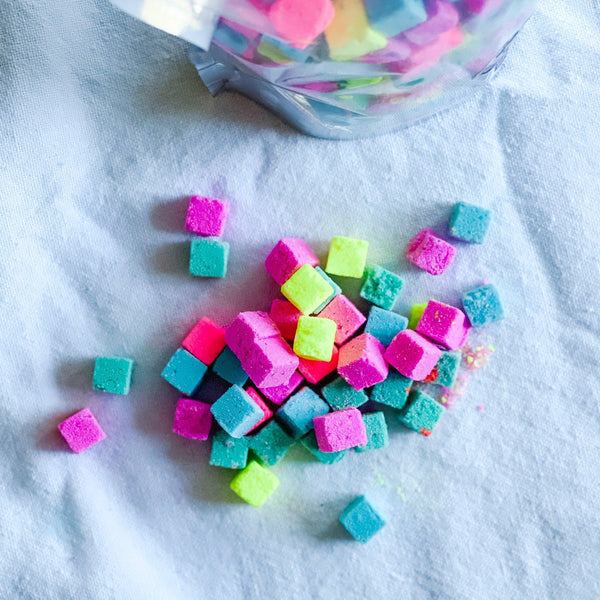 Confettis colorés de bombe de bain effervescents - Volcano - Efferv'essence